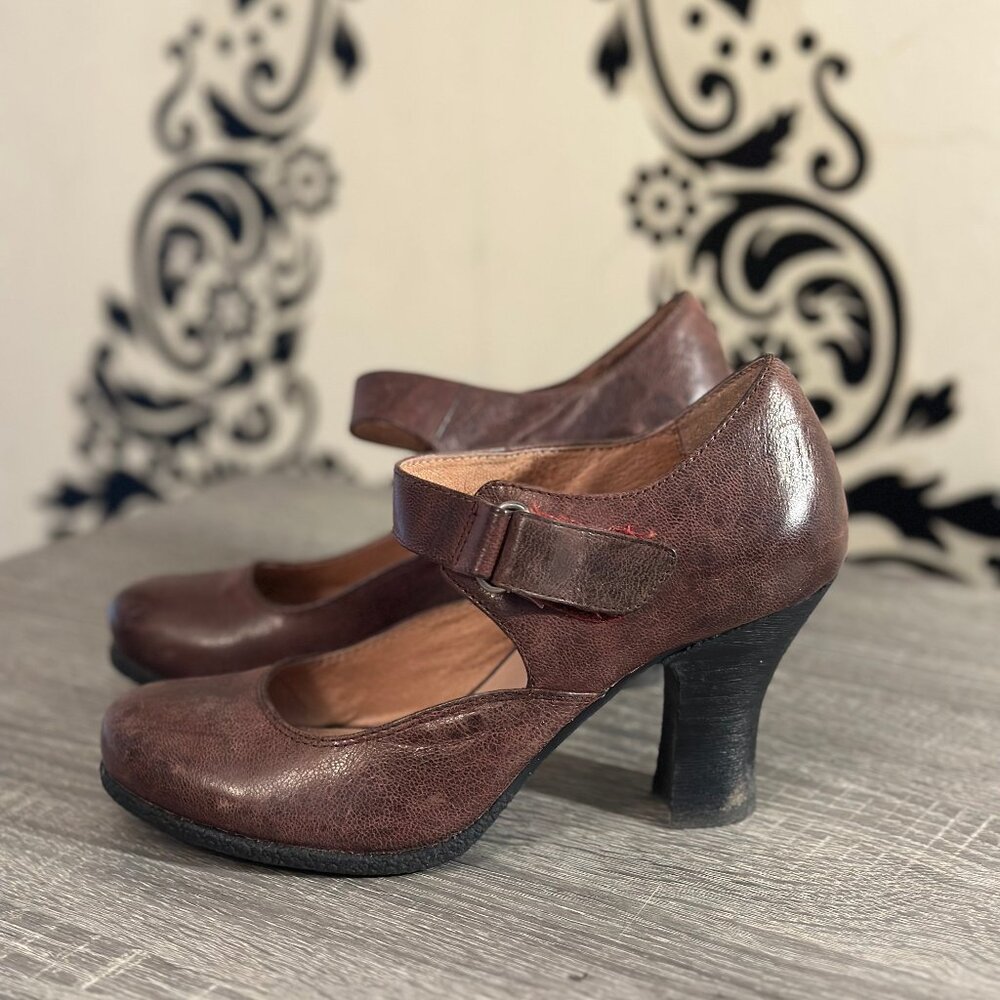 Miz Mooz Brown Leather Mary Jane Heels – Size 6 | Vintage Boho Style